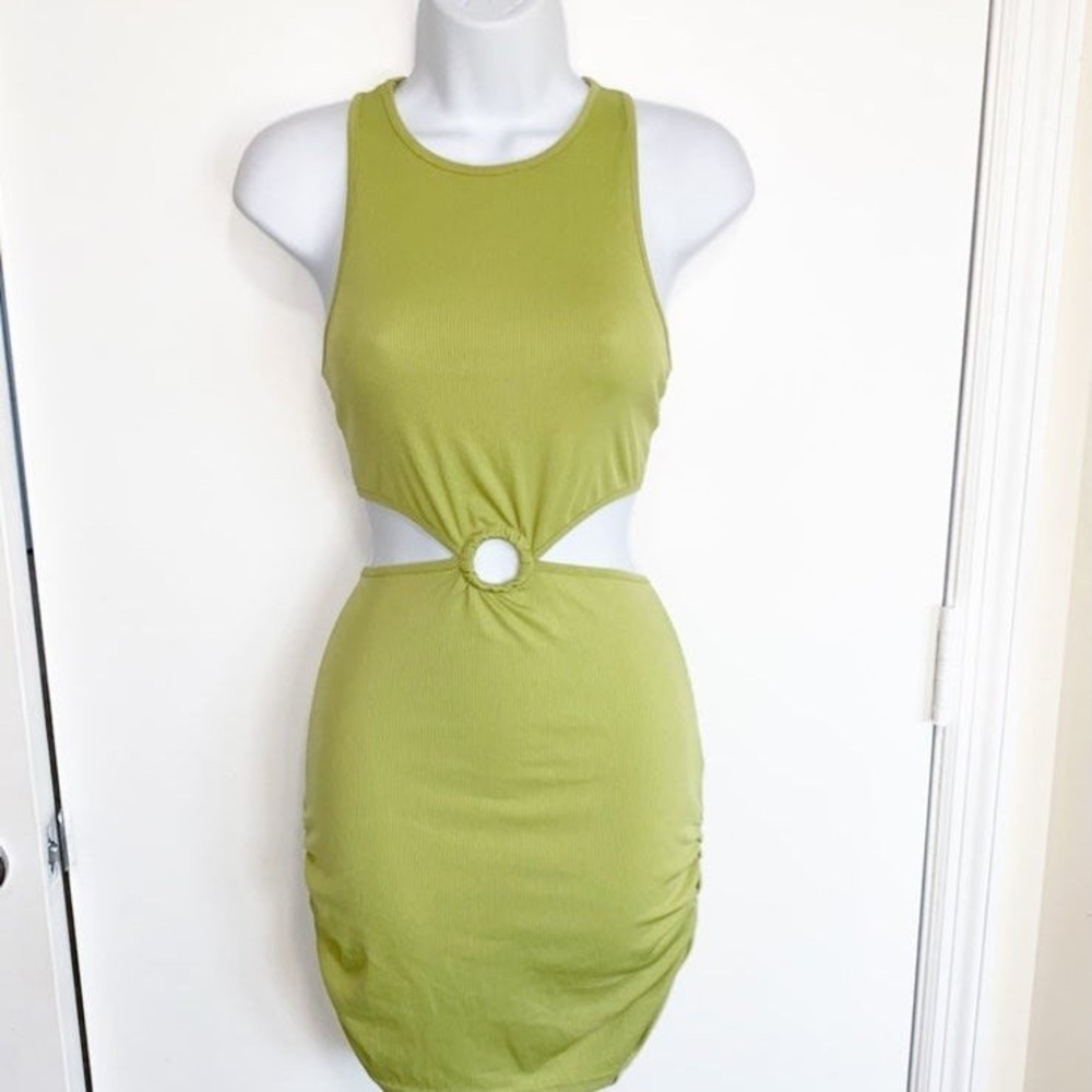 CUT OUT MINI DRESS SIZE MEDIUM